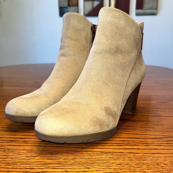 Anne Klein Rina Stacked Heel Dress Booties Size 7 - Picture 7 of 14